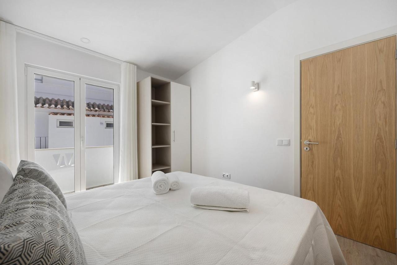 Old Town Apartments Sea View Lagos Bagian luar foto