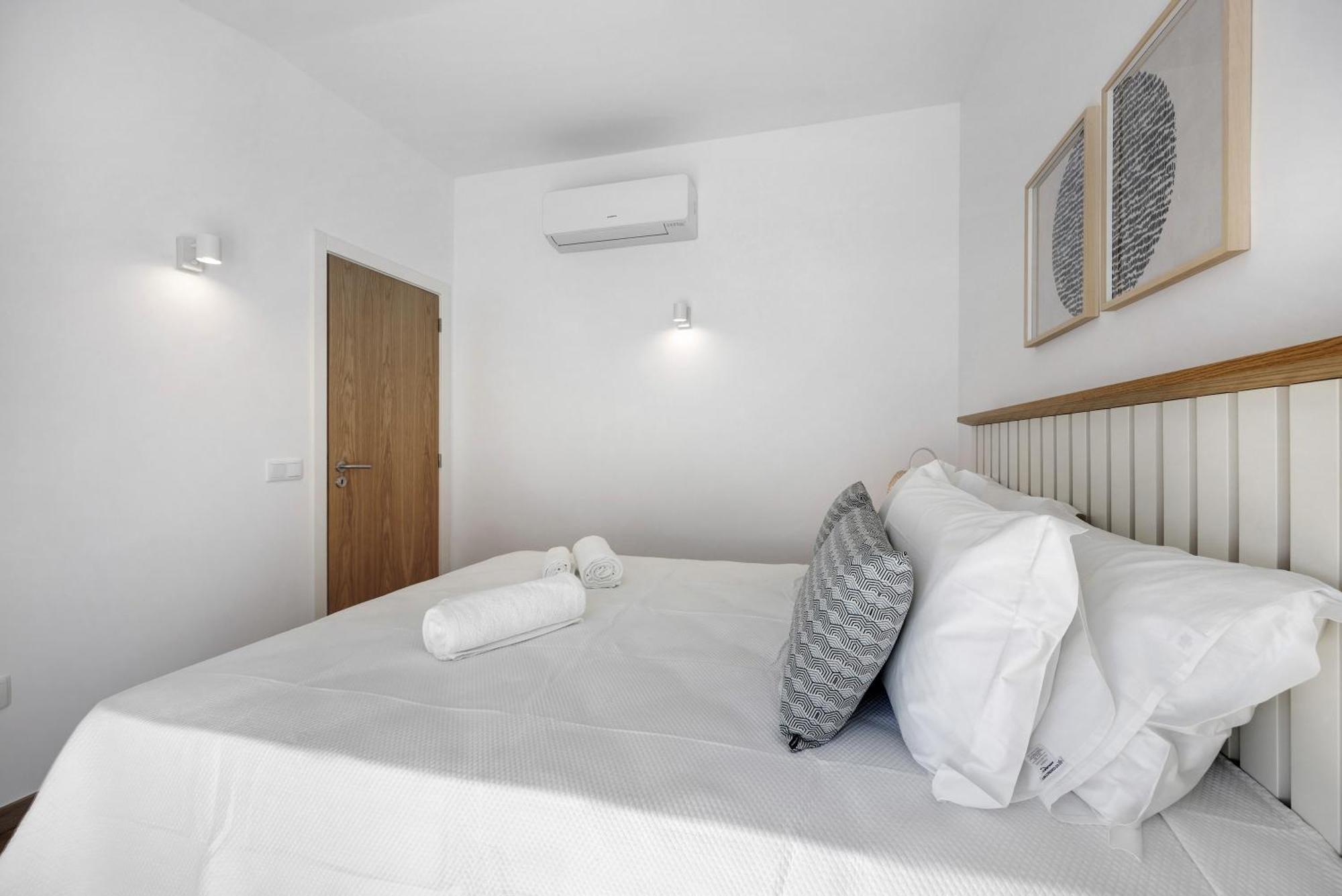 Old Town Apartments Sea View Lagos Bagian luar foto
